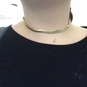 Elegant gold necklace choker w/ black velvet